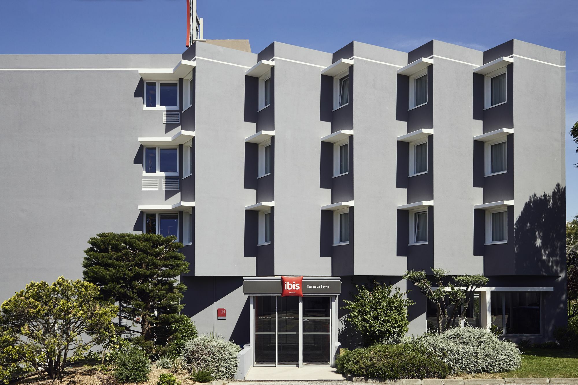 ibis Toulon La Seyne sur Mer Extérieur photo